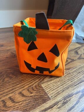 Thirty-One Icon Littles Carry-All Caddy in Playful Pumpkin - No
Monogram - 8330